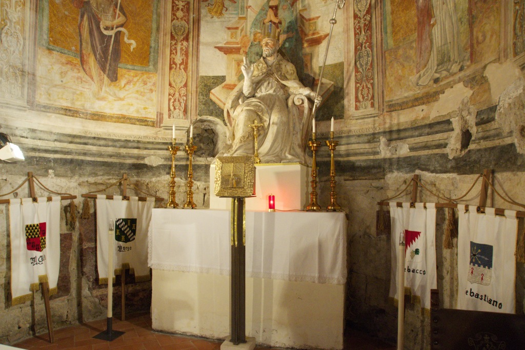 Benedizione degli stendardi dei rioni e del palio del Ss. Crocifisso