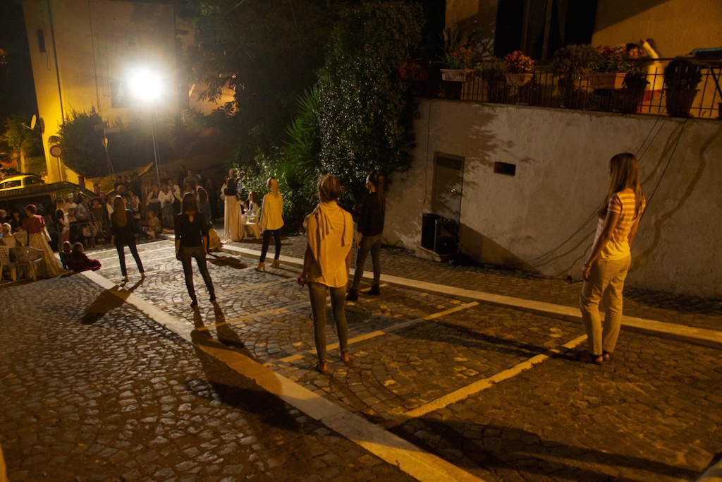 Prove della sfilata sulle scalette sl borgo