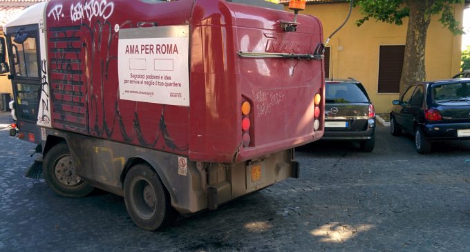 Quarta volta che il Centro Mobile di Raccolta dell’Ama ci viene portato a Cesano