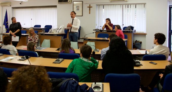 Lettura dei premi dei ragazzi in Municipio