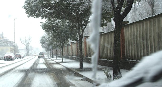 Neve, ghiaccio a Cesano: scuole chiuse