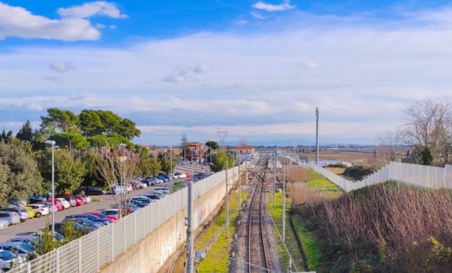 Stazione di Cesano: parcheggio e aiuole di pertinenza