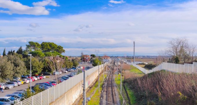 Stazione di Cesano: parcheggio e aiuole di pertinenza