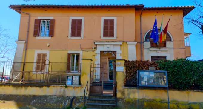 Casa dei Servizi a Cesano